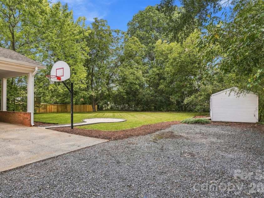 605 Roberts Street, Monroe, NC 28112.  MLS# CAR4431854, YatesRealty ID 55354. 