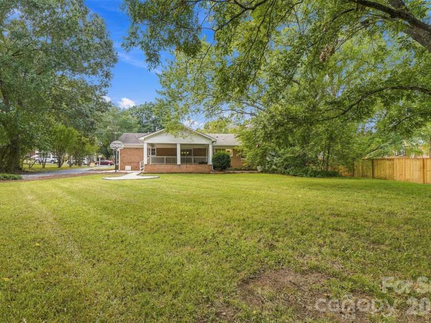605 Roberts Street, Monroe, NC 28112.  MLS# CAR4431854, YatesRealty ID 55354. 