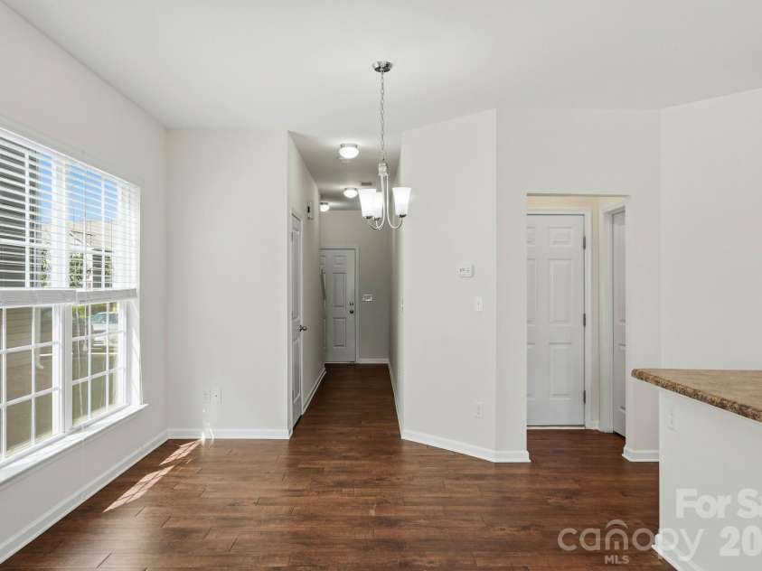 9360 Hamel Street, Charlotte, NC 28215.  MLS# CAR4431926, YatesRealty ID 55355. Dining area