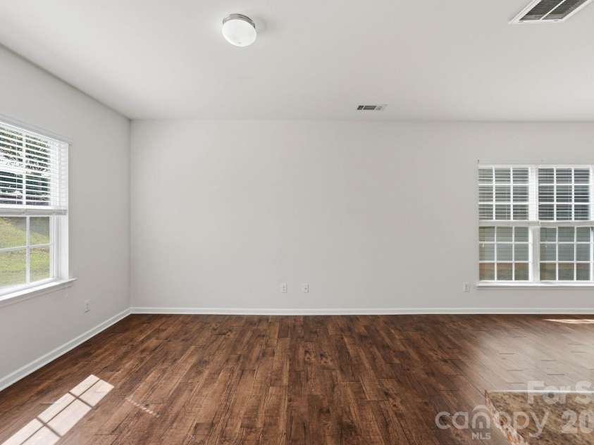 9360 Hamel Street, Charlotte, NC 28215.  MLS# CAR4431926, YatesRealty ID 55355. Living area