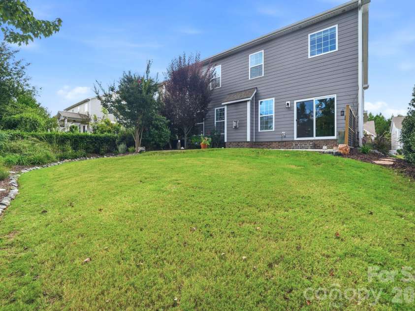 2029 Burton Point Court, Waxhaw, NC 28173.  MLS# CAR4431595, YatesRealty ID 55358. 