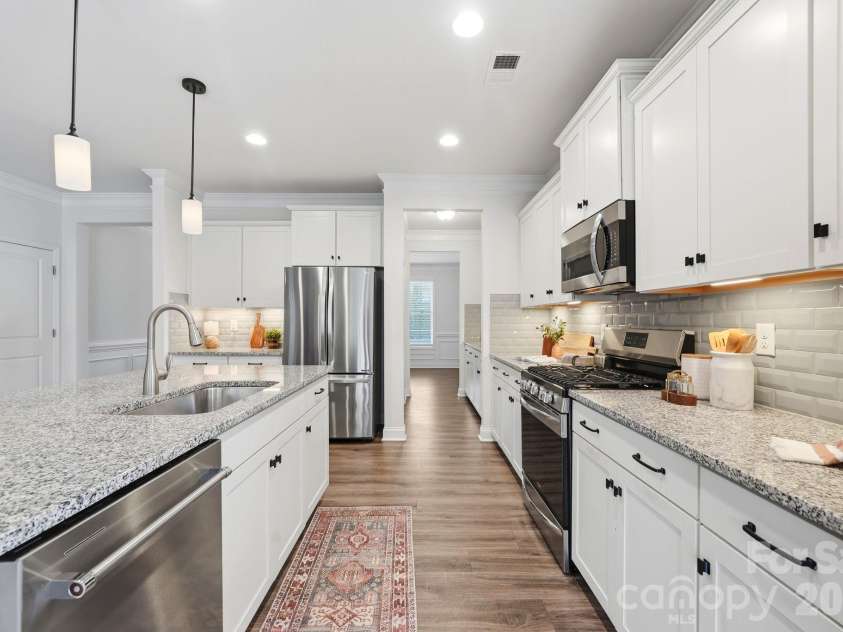 2029 Burton Point Court, Waxhaw, NC 28173.  MLS# CAR4431595, YatesRealty ID 55358. Kitchen