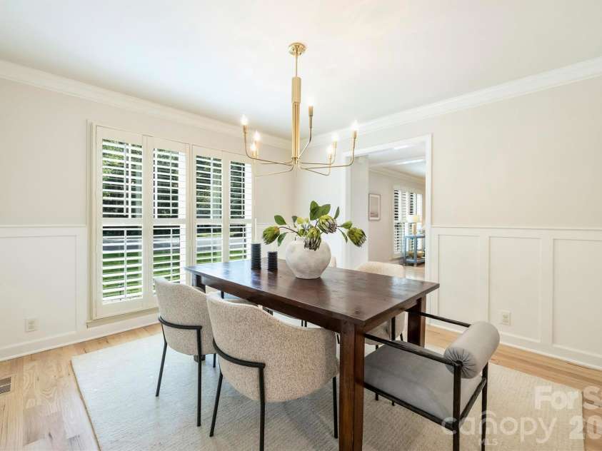 4138 Wall Street, Charlotte, NC 28209.  MLS# CAR4431819, YatesRealty ID 55359. 