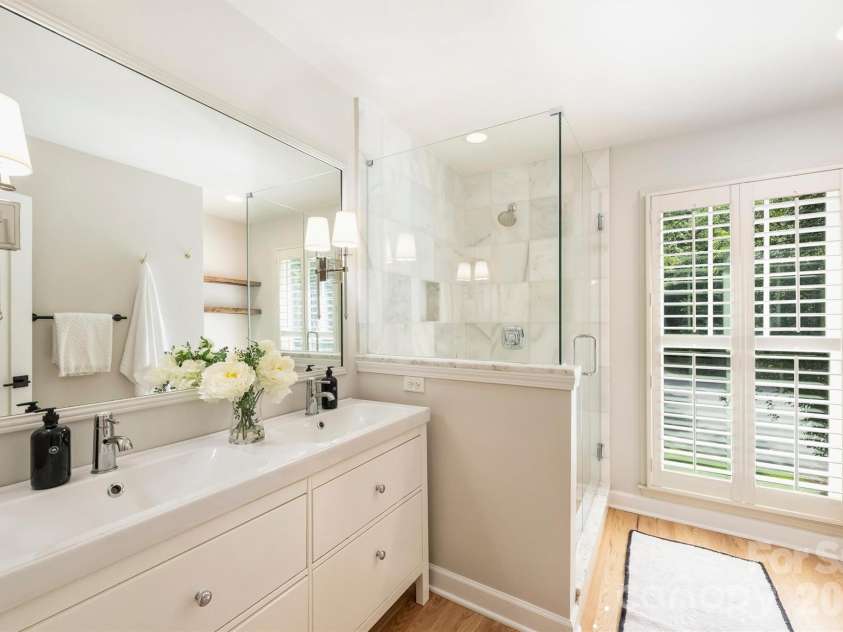 4138 Wall Street, Charlotte, NC 28209.  MLS# CAR4431819, YatesRealty ID 55359. 