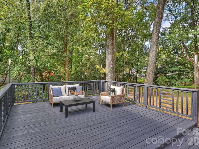 4138 Wall Street, Charlotte, NC 28209.  MLS# CAR4431819, YatesRealty ID 55359. 