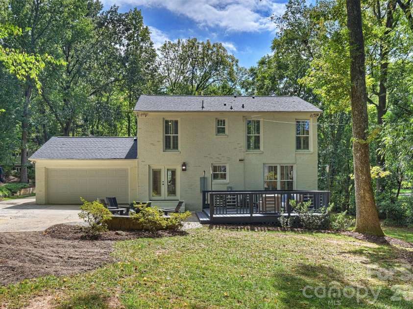4138 Wall Street, Charlotte, NC 28209.  MLS# CAR4431819, YatesRealty ID 55359. 