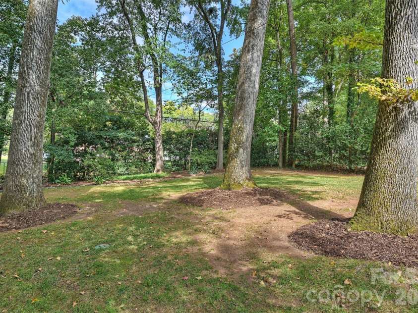 4138 Wall Street, Charlotte, NC 28209.  MLS# CAR4431819, YatesRealty ID 55359. 