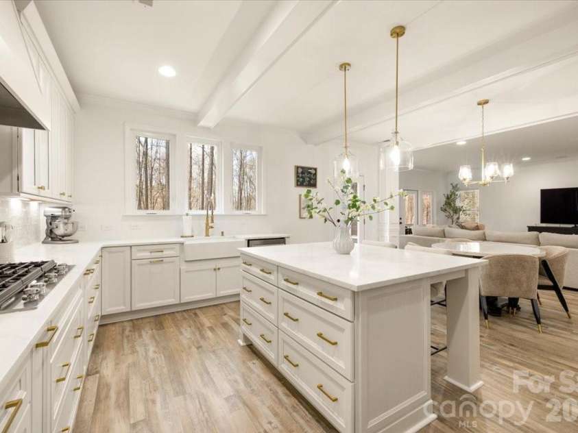 1525 Springfield Drive, Waxhaw, NC 28173.  MLS# CAR4356547, YatesRealty ID 5536. 