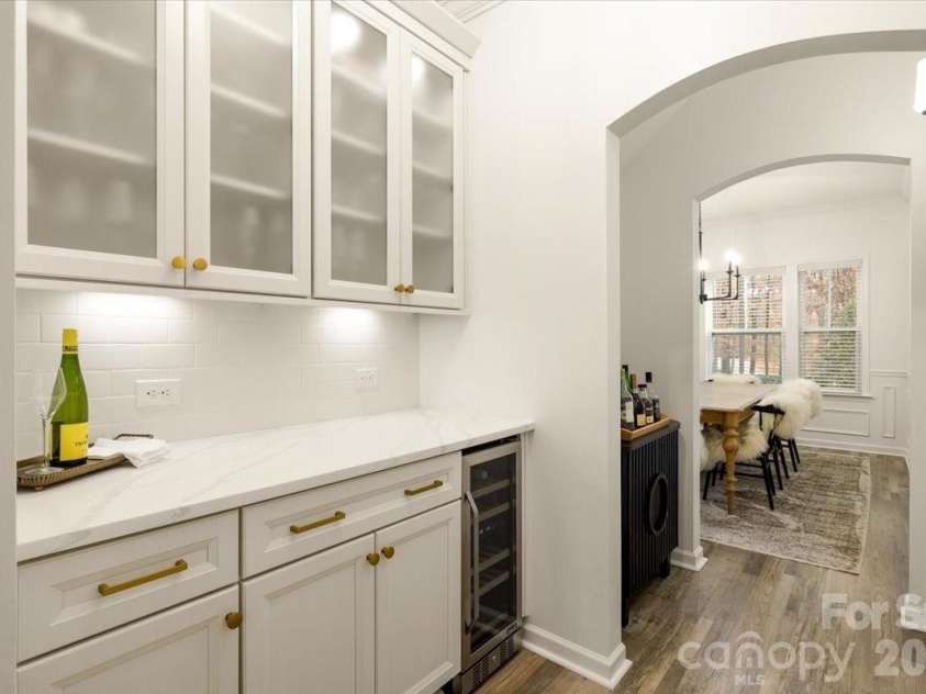 1525 Springfield Drive, Waxhaw, NC 28173.  MLS# CAR4356547, YatesRealty ID 5536. 