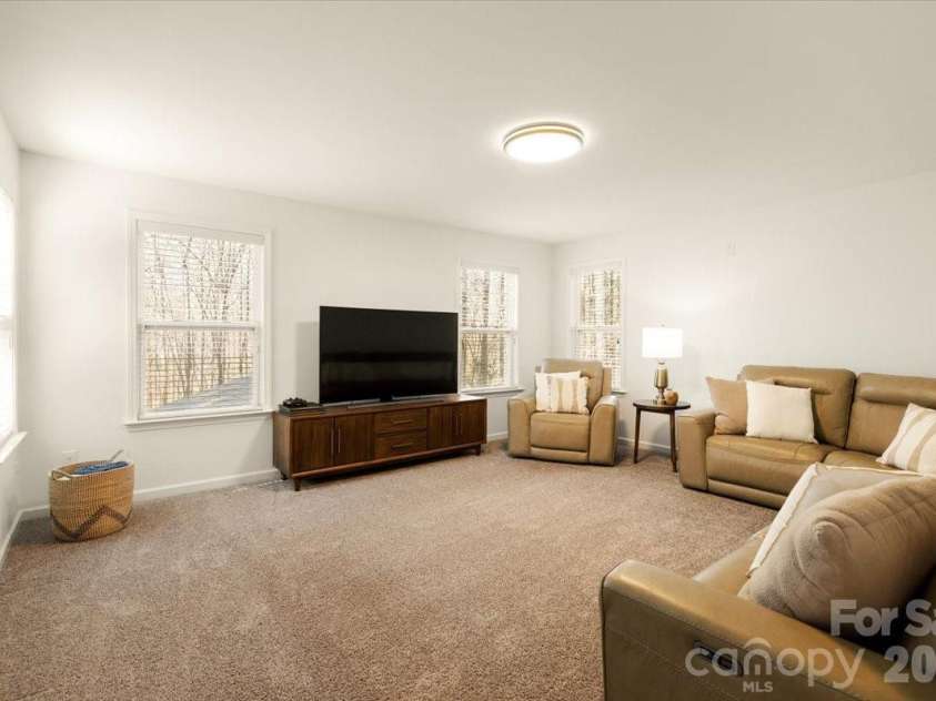 1525 Springfield Drive, Waxhaw, NC 28173.  MLS# CAR4356547, YatesRealty ID 5536. 