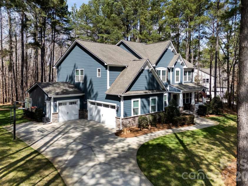 1525 Springfield Drive, Waxhaw, NC 28173.  MLS# CAR4356547, YatesRealty ID 5536. 