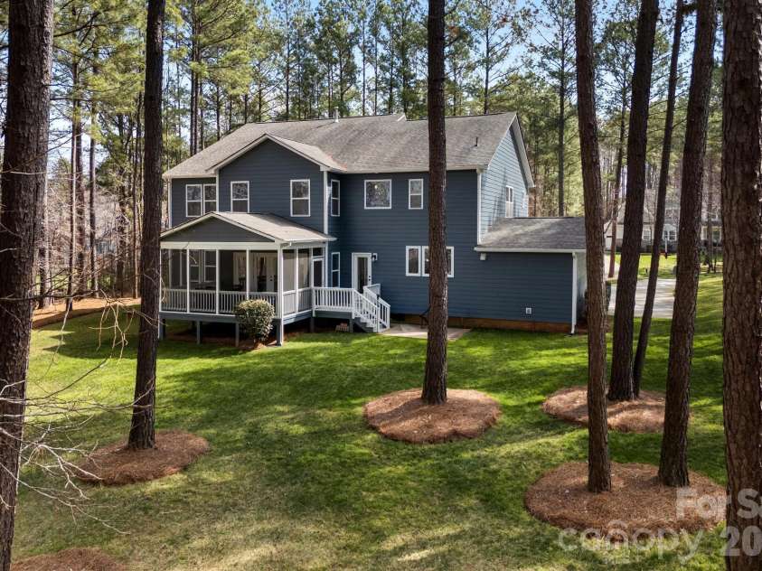 1525 Springfield Drive, Waxhaw, NC 28173.  MLS# CAR4356547, YatesRealty ID 5536. 