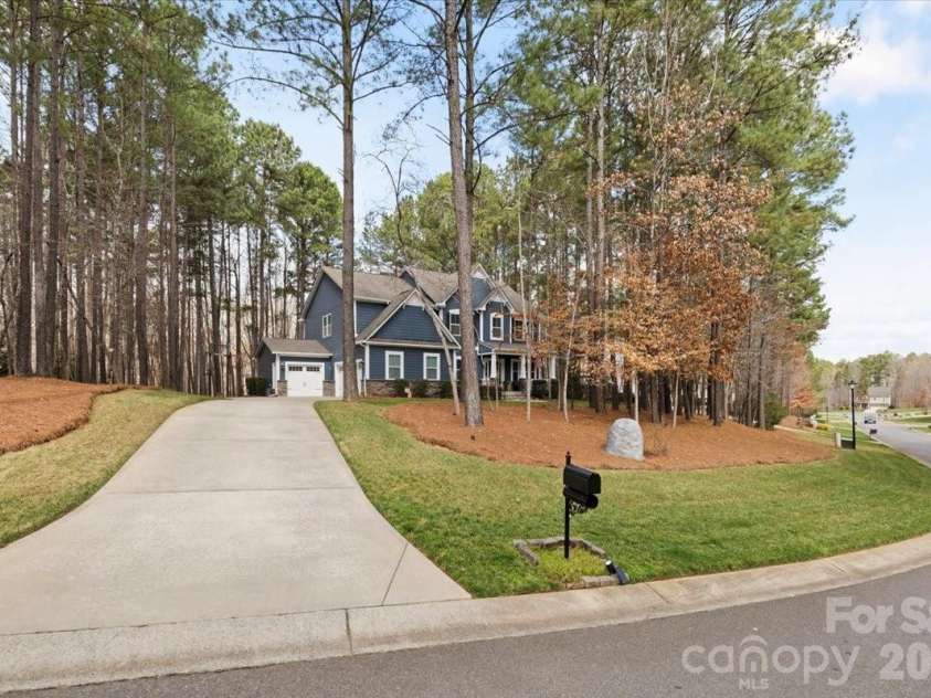 1525 Springfield Drive, Waxhaw, NC 28173.  MLS# CAR4356547, YatesRealty ID 5536. 