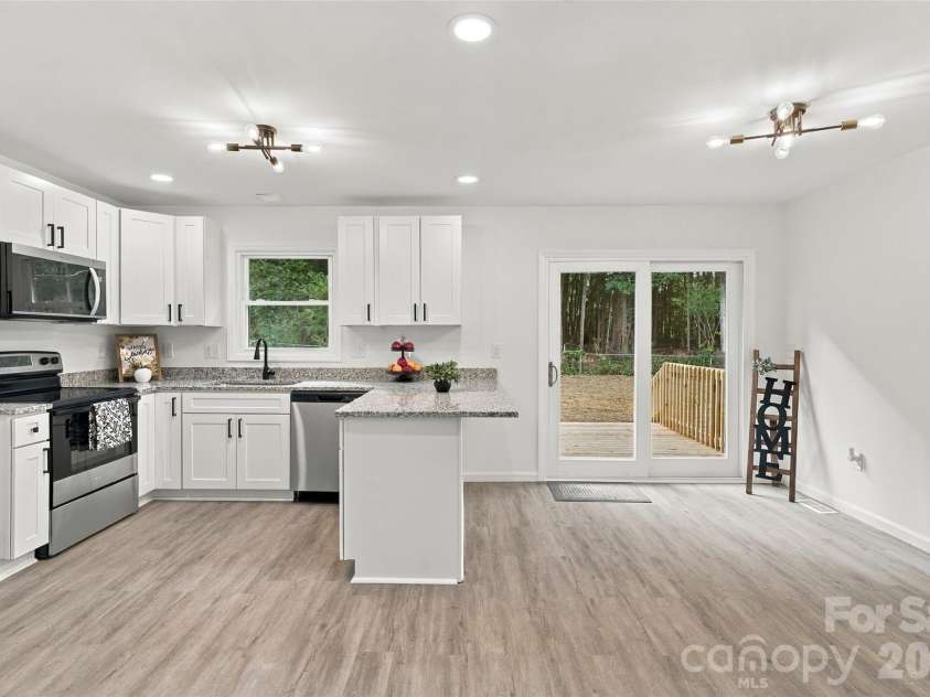 109 Alexis Forest Drive, Stanley, NC 28164.  MLS# CAR4431581, YatesRealty ID 55362. 