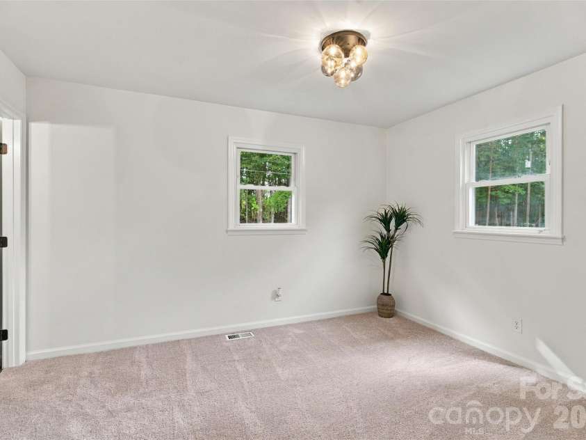 109 Alexis Forest Drive, Stanley, NC 28164.  MLS# CAR4431581, YatesRealty ID 55362. 