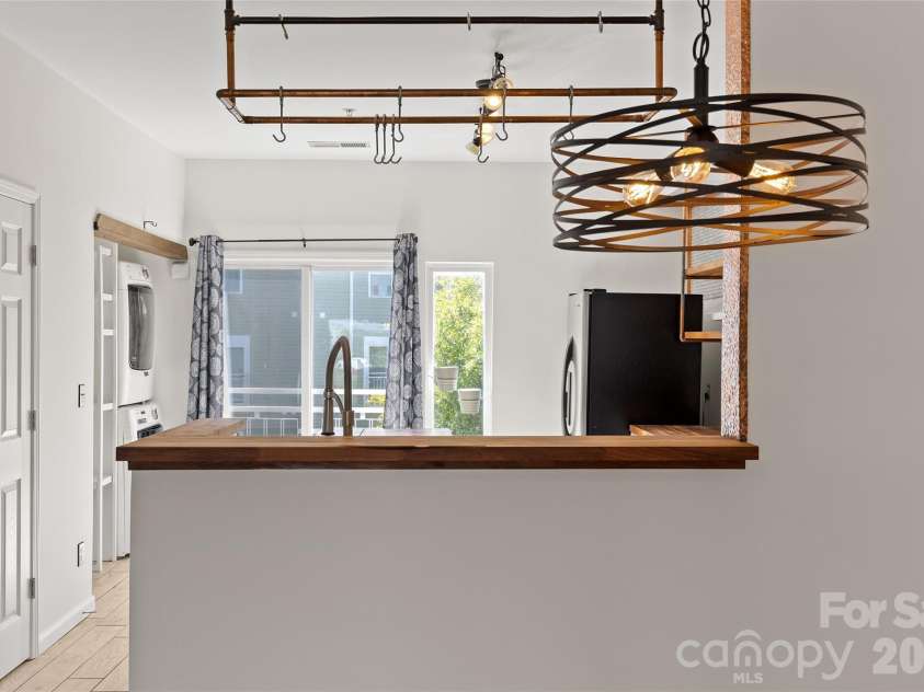 3564 Davidson Street, Charlotte, NC 28205.  MLS# CAR4431533, YatesRealty ID 55363. 