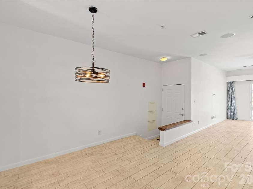 3564 Davidson Street, Charlotte, NC 28205.  MLS# CAR4431533, YatesRealty ID 55363. 