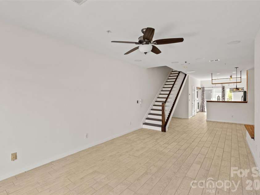 3564 Davidson Street, Charlotte, NC 28205.  MLS# CAR4431533, YatesRealty ID 55363. 