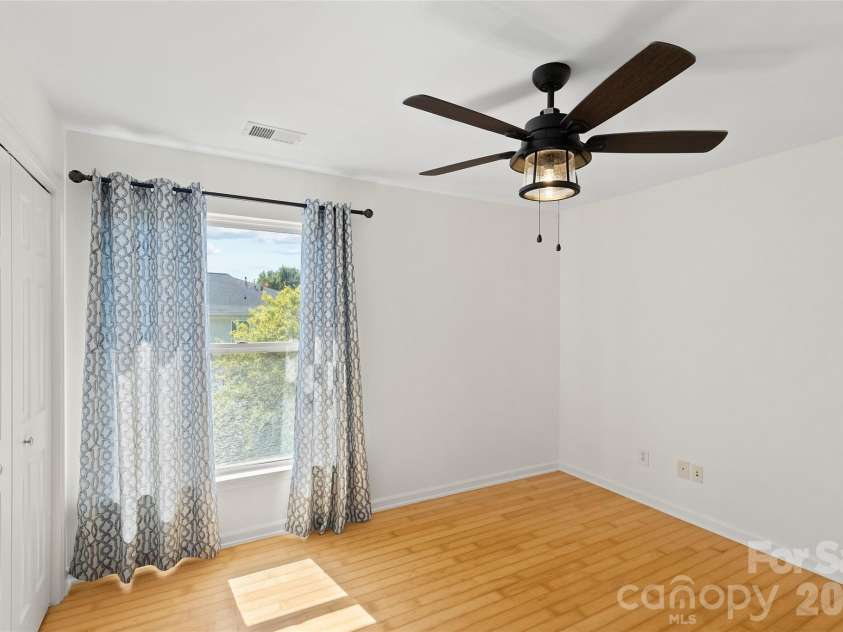 3564 Davidson Street, Charlotte, NC 28205.  MLS# CAR4431533, YatesRealty ID 55363. 