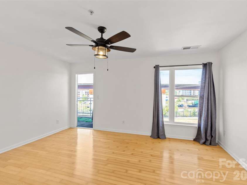 3564 Davidson Street, Charlotte, NC 28205.  MLS# CAR4431533, YatesRealty ID 55363. 