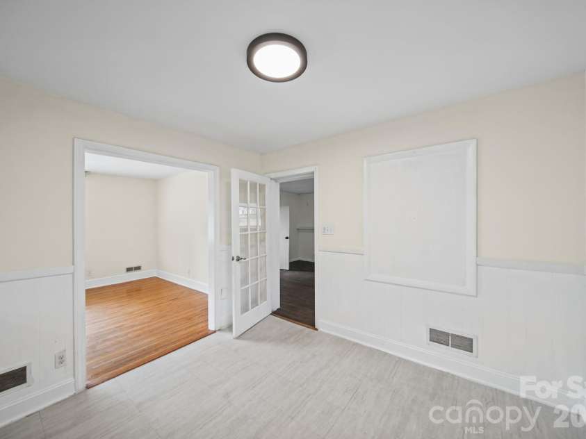 701 Denning Place, Charlotte, NC 28227.  MLS# CAR4431455, YatesRealty ID 55364. 