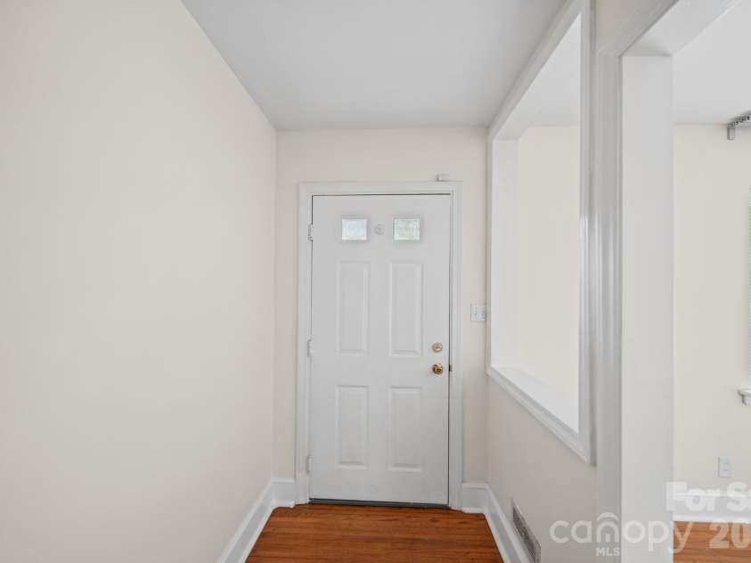 701 Denning Place, Charlotte, NC 28227.  MLS# CAR4431455, YatesRealty ID 55364. 