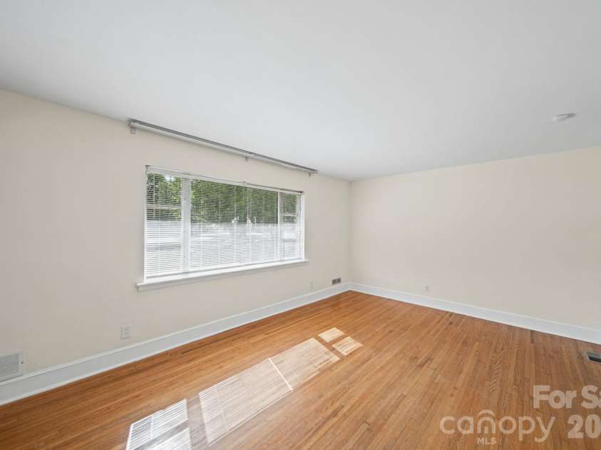 701 Denning Place, Charlotte, NC 28227.  MLS# CAR4431455, YatesRealty ID 55364. 