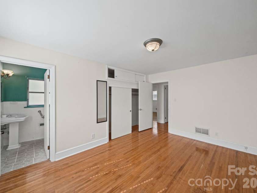 701 Denning Place, Charlotte, NC 28227.  MLS# CAR4431455, YatesRealty ID 55364. 