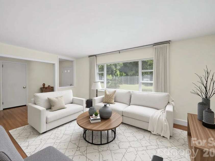 701 Denning Place, Charlotte, NC 28227.  MLS# CAR4431455, YatesRealty ID 55364. 