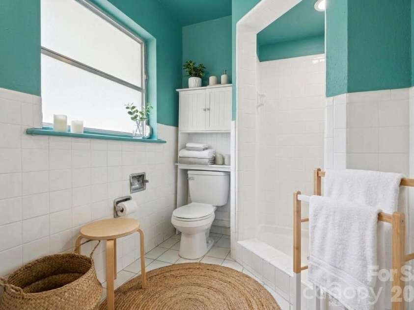 701 Denning Place, Charlotte, NC 28227.  MLS# CAR4431455, YatesRealty ID 55364. Virtual Staging only