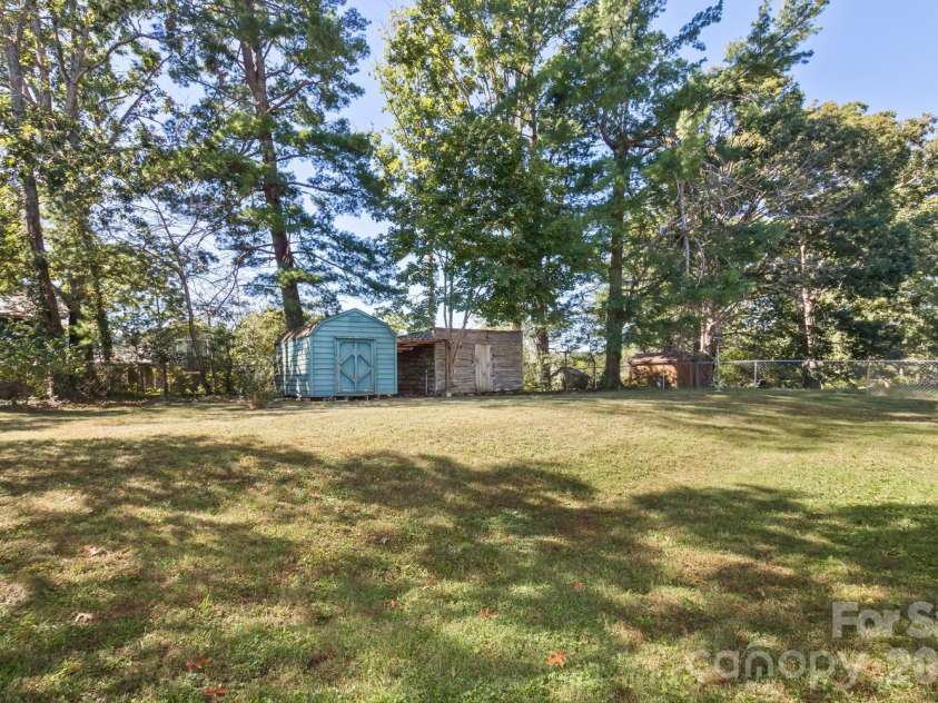 13 Looking Glass Lane, Asheville, NC 28805.  MLS# CAR4431368, YatesRealty ID 55365. 2 Storage Sheds