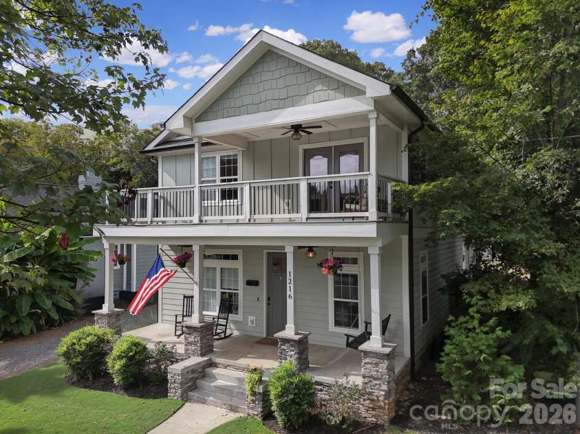1216 Effingham Road, Charlotte, NC 28208.  MLS# CAR4431439, YatesRealty ID 55367. 
