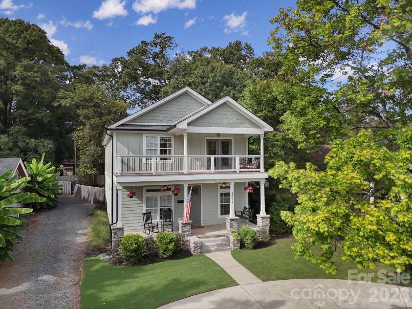 1216 Effingham Road, Charlotte, NC 28208.  MLS# CAR4431439, YatesRealty ID 55367. 