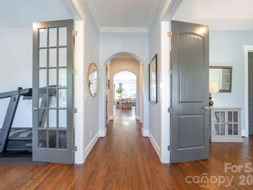 18928 Cypress Garden Drive, Davidson, NC 28036.  MLS# CAR4431153, YatesRealty ID 55369. 