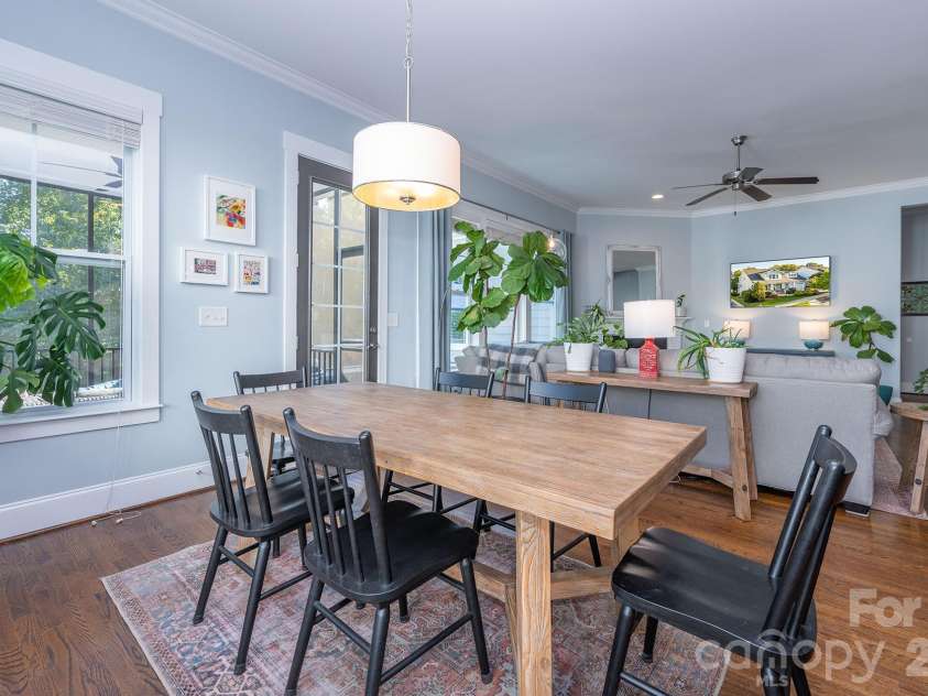 18928 Cypress Garden Drive, Davidson, NC 28036.  MLS# CAR4431153, YatesRealty ID 55369. 