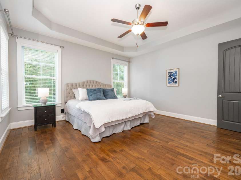 18928 Cypress Garden Drive, Davidson, NC 28036.  MLS# CAR4431153, YatesRealty ID 55369. 