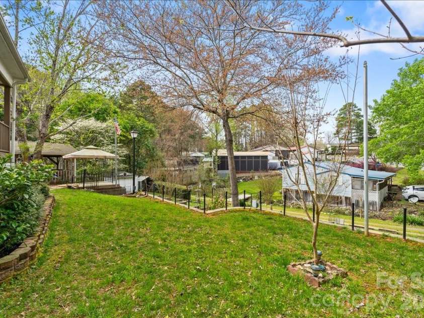 132 Larboard Trail, Mount Gilead, NC 27306.  MLS# CAR4326478, YatesRealty ID 5537. 