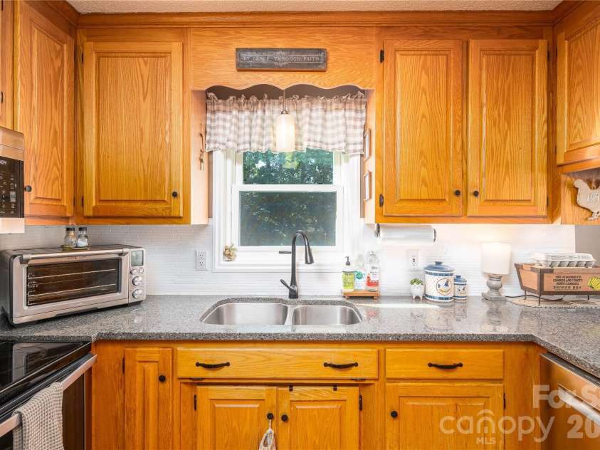 7180 Forney Hill Road, Denver, NC 28037.  MLS# CAR4431111, YatesRealty ID 55371. 