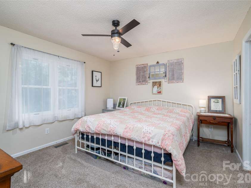 7180 Forney Hill Road, Denver, NC 28037.  MLS# CAR4431111, YatesRealty ID 55371. 
