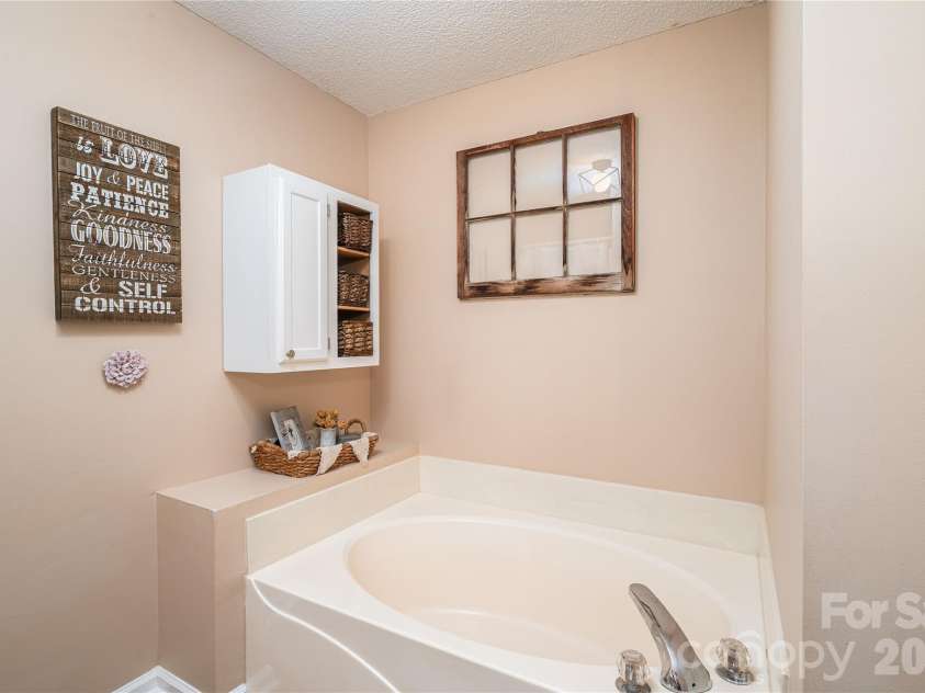 7180 Forney Hill Road, Denver, NC 28037.  MLS# CAR4431111, YatesRealty ID 55371. 