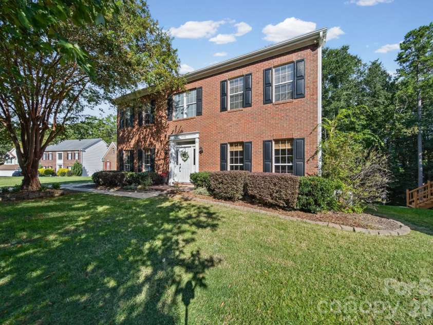 14528 Limestone Lane, Pineville, NC 28134.  MLS# CAR4431004, YatesRealty ID 55373. 