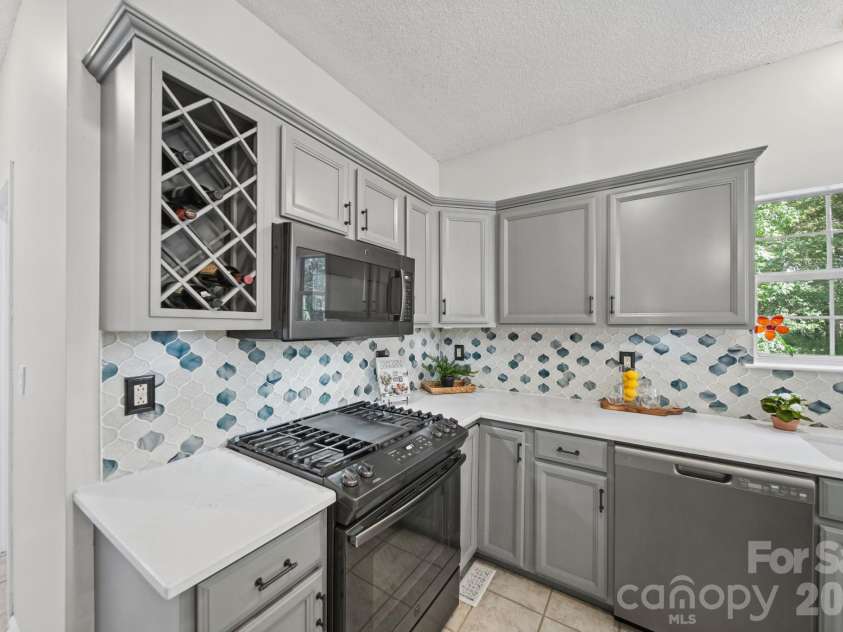 14528 Limestone Lane, Pineville, NC 28134.  MLS# CAR4431004, YatesRealty ID 55373. 