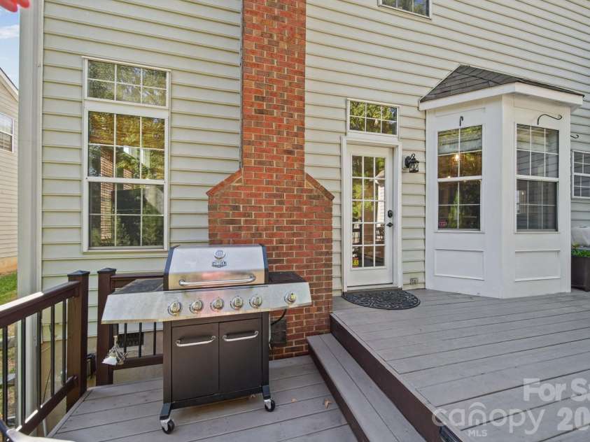 14528 Limestone Lane, Pineville, NC 28134.  MLS# CAR4431004, YatesRealty ID 55373. 