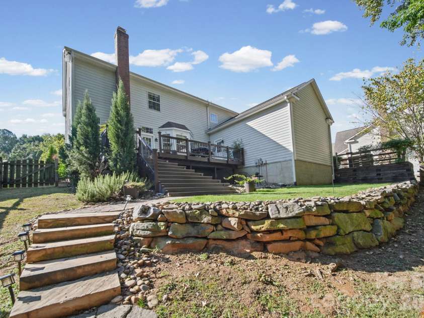 14528 Limestone Lane, Pineville, NC 28134.  MLS# CAR4431004, YatesRealty ID 55373. 