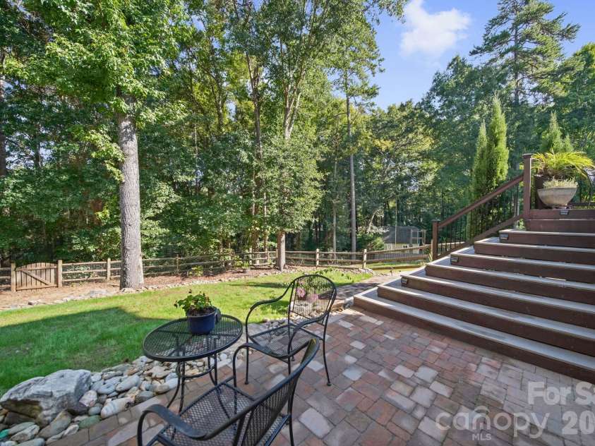 14528 Limestone Lane, Pineville, NC 28134.  MLS# CAR4431004, YatesRealty ID 55373. 