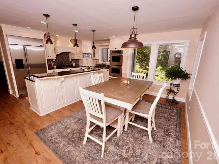 525 Silent Acres Road, Waynesville, NC 28785.  MLS# CAR4431021, YatesRealty ID 55375. 