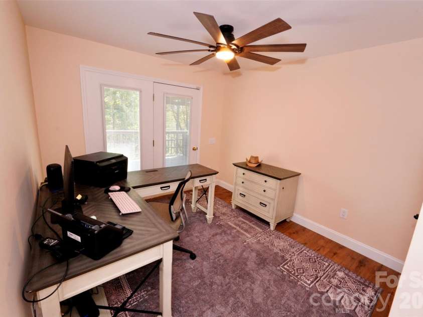 525 Silent Acres Road, Waynesville, NC 28785.  MLS# CAR4431021, YatesRealty ID 55375. 