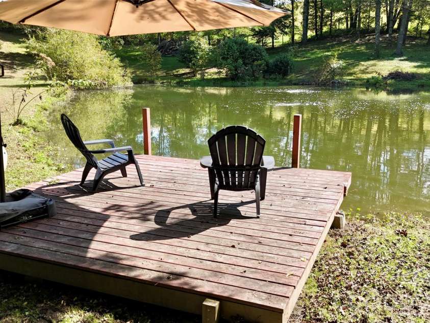 525 Silent Acres Road, Waynesville, NC 28785.  MLS# CAR4431021, YatesRealty ID 55375. 