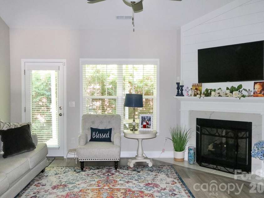 101 Parkview Drive, Yadkinville, NC 27055.  MLS# CAR4430843, YatesRealty ID 55376. 