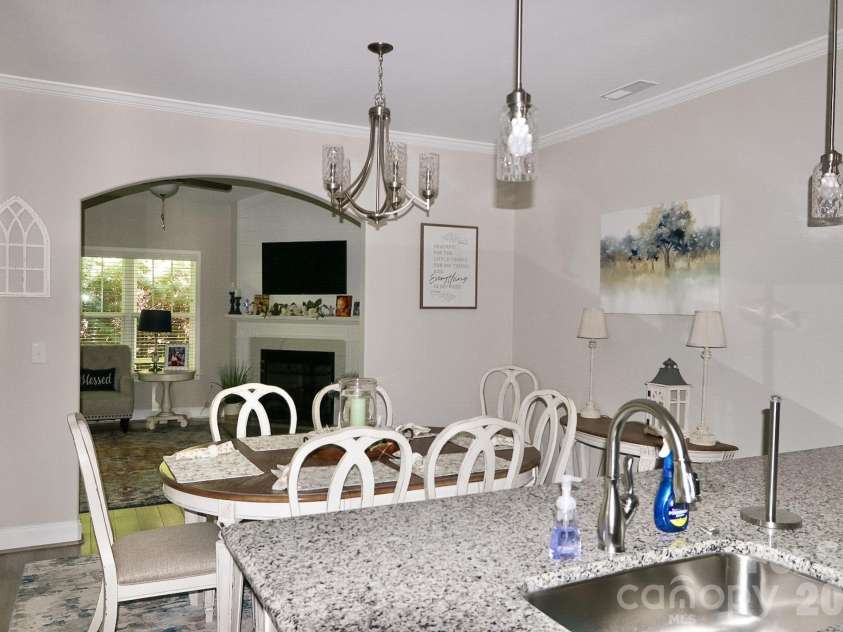 101 Parkview Drive, Yadkinville, NC 27055.  MLS# CAR4430843, YatesRealty ID 55376. 